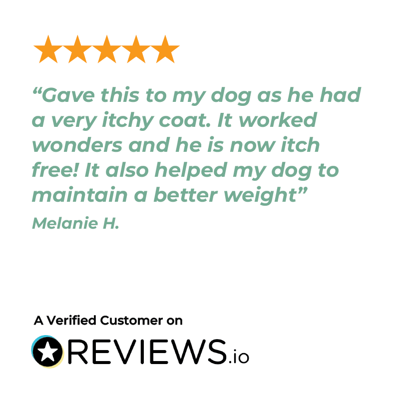 Five-star review for VegorTech Seaweed used on a dog with text and star rating.